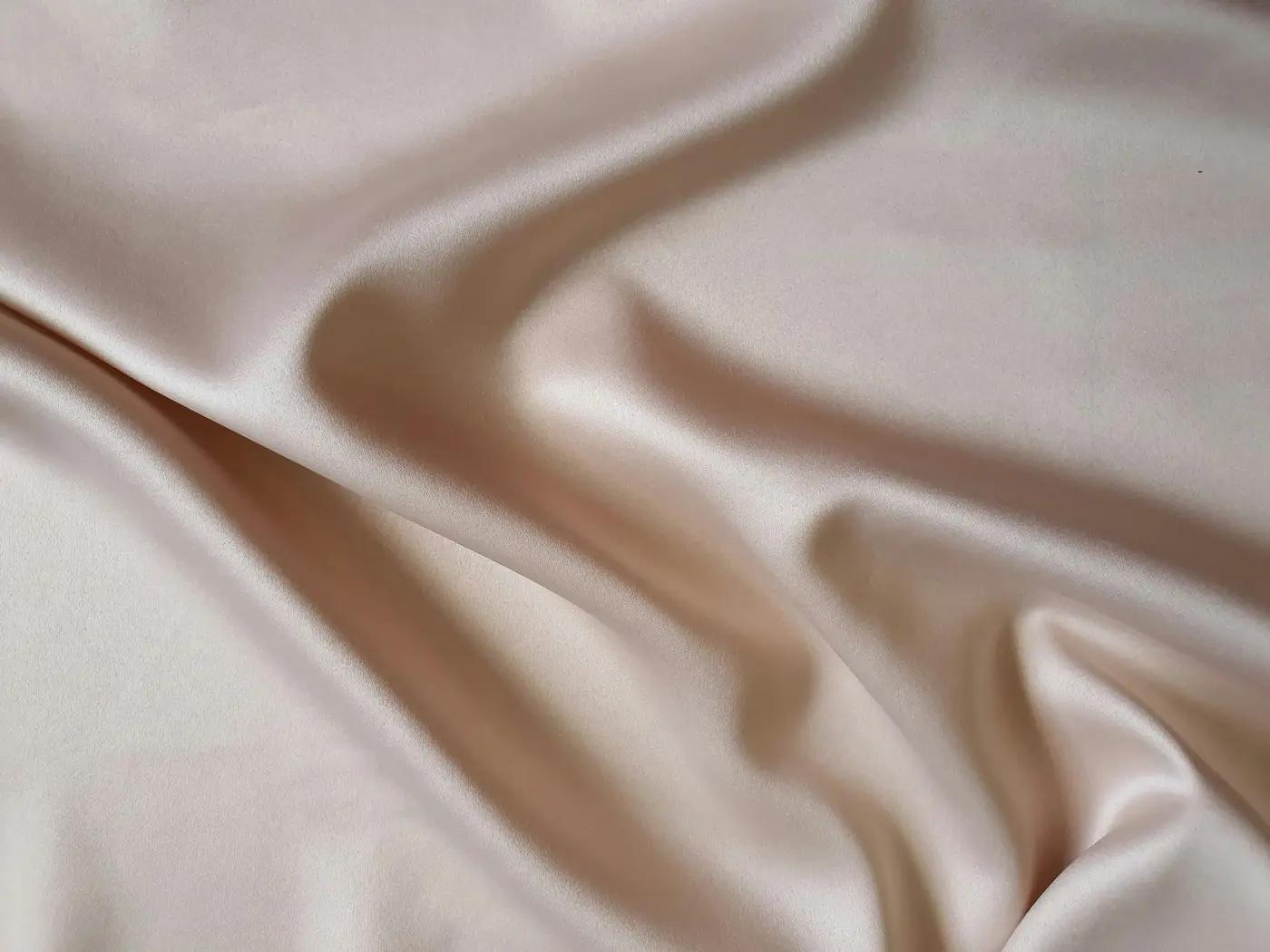 Cortinas y textil para el hogar | Renueva Moda Zaragoza